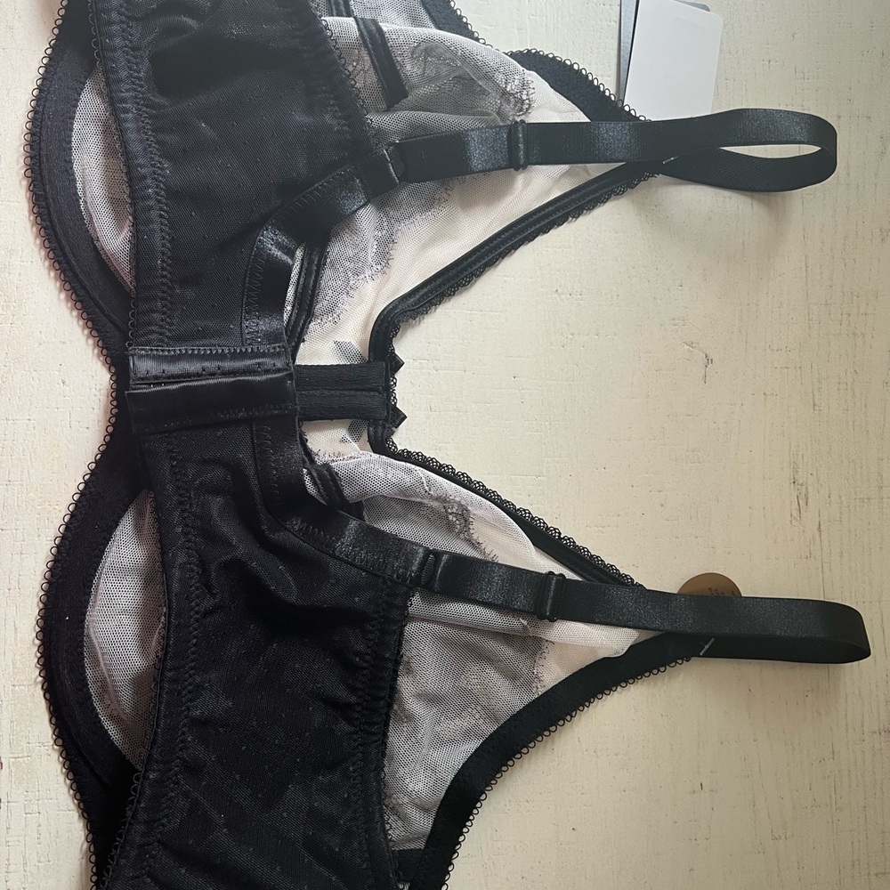 2 for $48 NWT! 42D Wacoal 855186 Full Figure Underwire Black Chantilly Lace - Picture 6 of 11